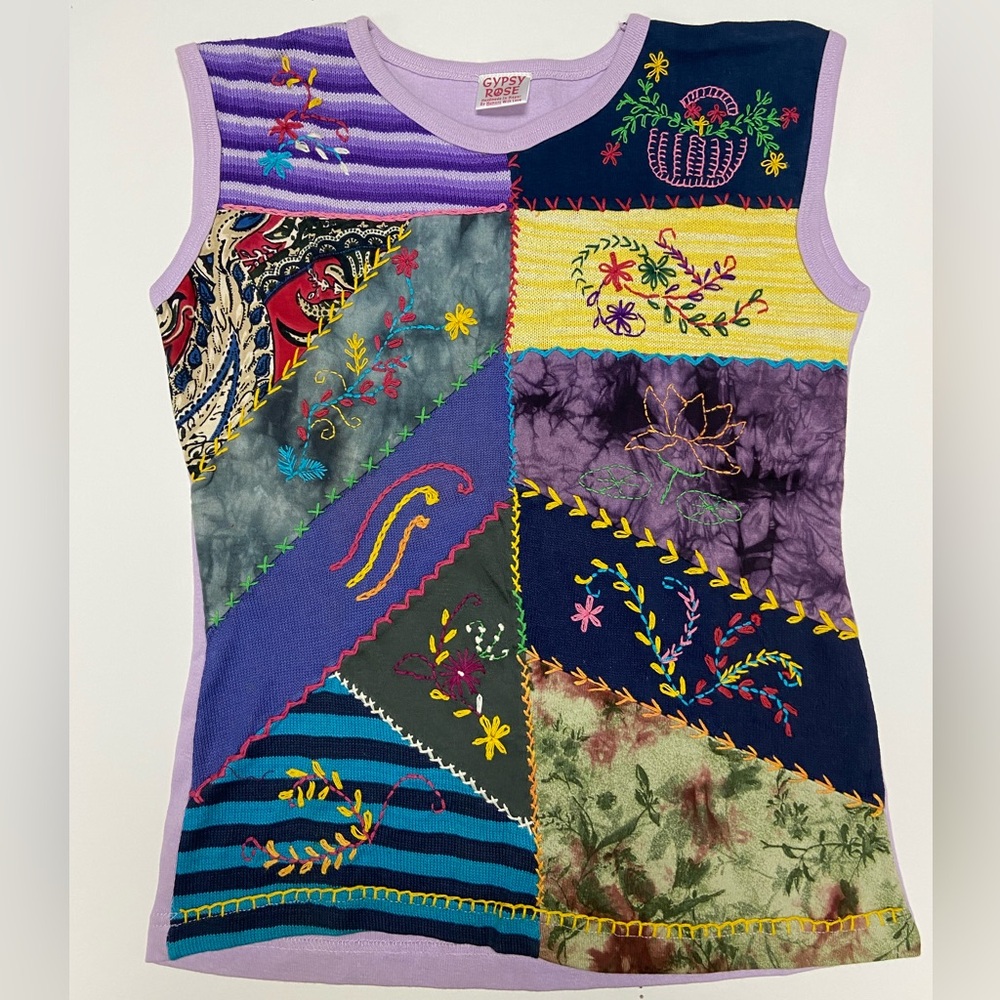 Gypsy Rose vintage grandma-style floral embroidered tank top